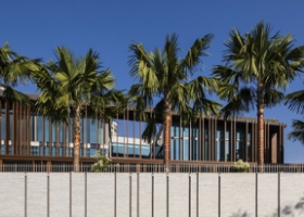 Thiết kế biệt thự Sài Gòn có giếng trời rộng 48m2